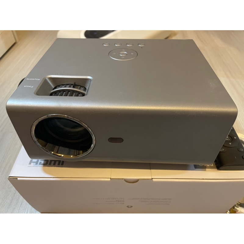 [มือสอง] Mini projector rigal RD825 Android 6.0 รุ่นปี 2020
