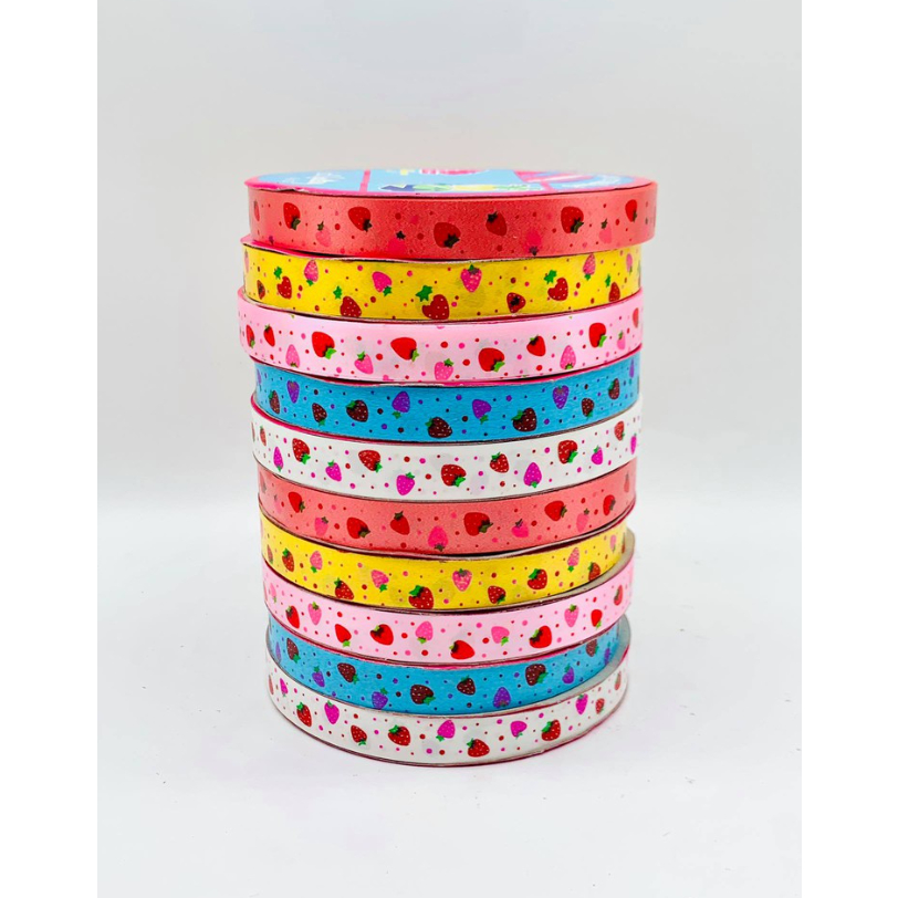 ริบบิ้นพับเหรียญลายสตอเบอรี่ (เบอร์ 2) จำนวน 10 ม้วน ราคา 160 บาท