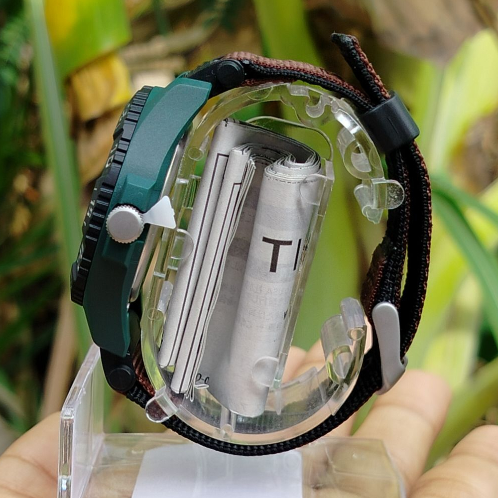 TIMEX TW4B26500 Expedition® Acadia Rugged นาฬิกาข้อมือผู้ชาย สายผ้า สีน้ำตาล หน้าปัด 42 มม.