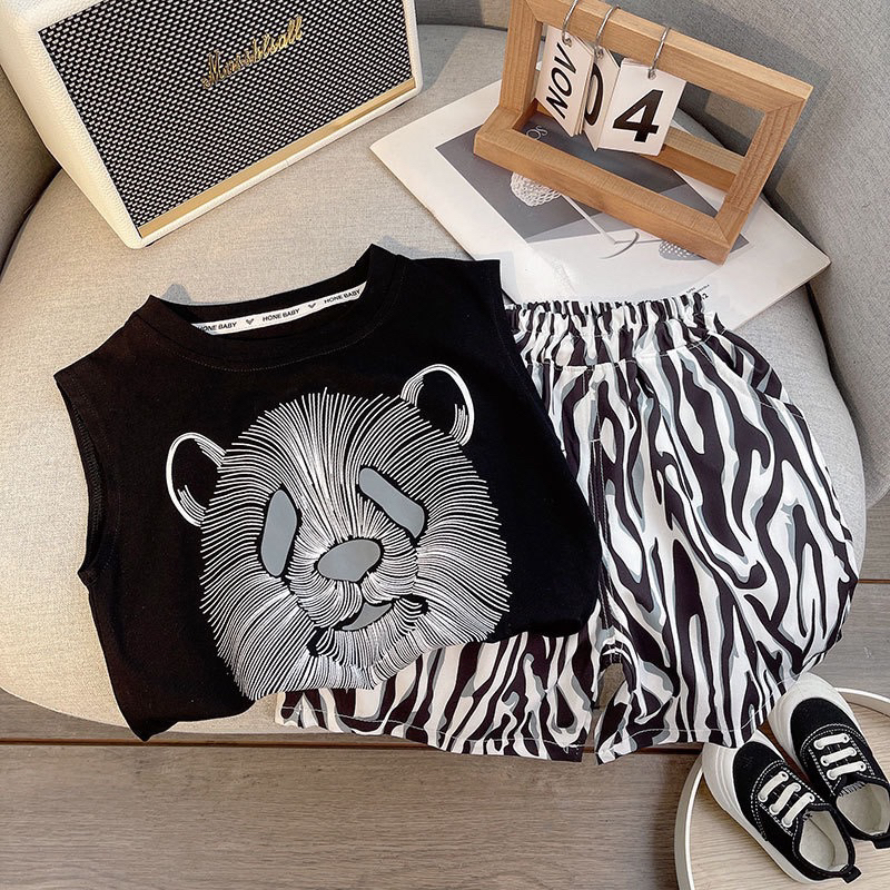 พร้อมส่งในไทย เสื้อผ้าเด็กแฟชั่น ชุดเสื้อแขนกุดพร้อมกางเกงขาสั้น
