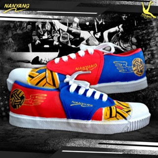 รองเท้านันยางเพ้นท์ #ลายตะกร้อ สีแดงน้ำเงิน Sepak Takraw