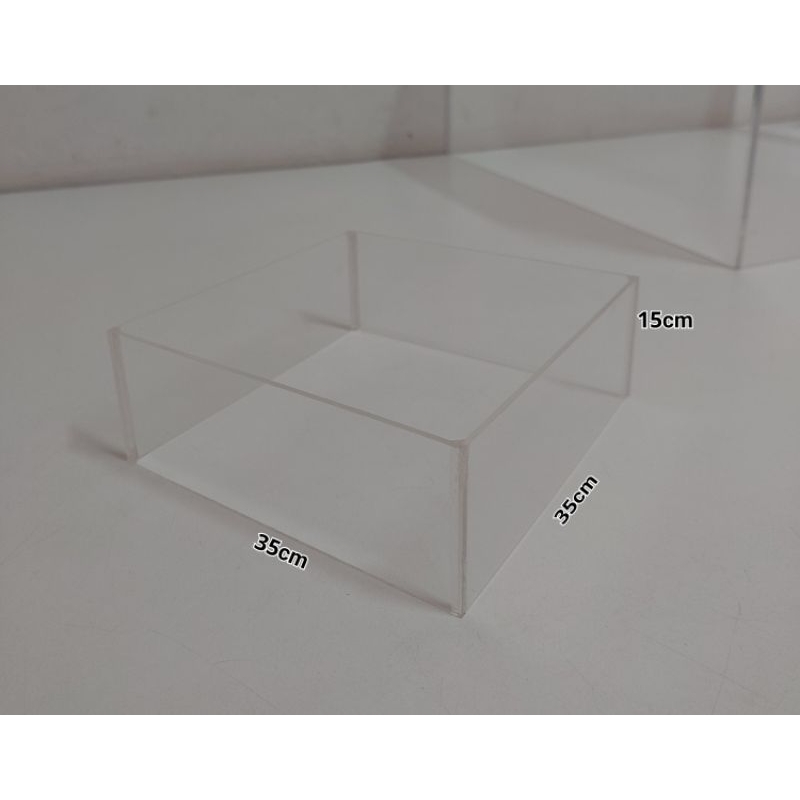 อะคริลิค ขอบ4เหลี่ยม แบบใส หนา3มิล**บน,ล่างโล่งไม่มีพื้น