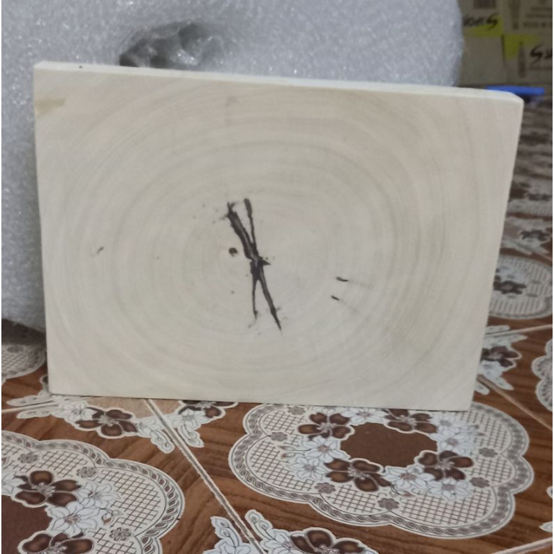 เขียงไม้มะขามทรงเหลี่ยม10"×14"หนา4ช.ม