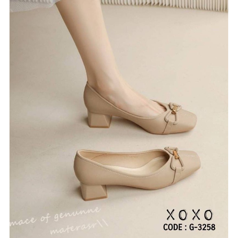 คัชชู นุ่ม ใส่สบาย แต่งอะไหล่ด้านหน้า ส่นแท่งใส่สบาย ไม่เมื่อย  G-3258