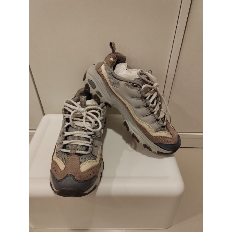 รองเท้ามือสอง skechers size 38.5/ 25.5 cm