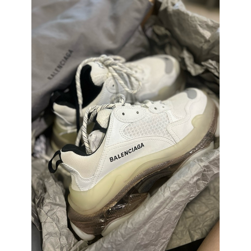 แท้ 💯% Authentic Used Like New - Balenciaga Triple S Men (39)