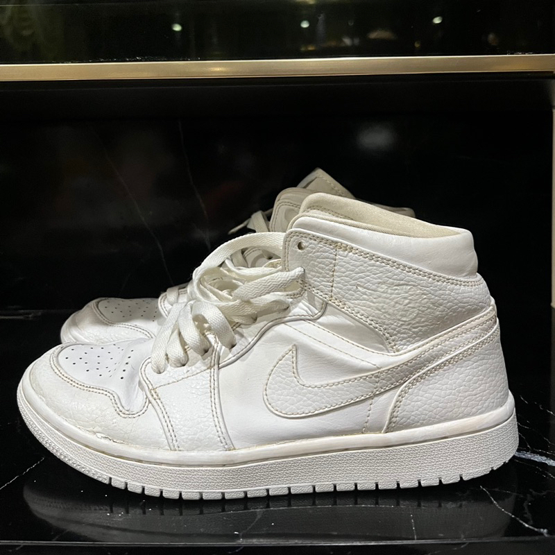 Jordan 1 Mid Triple Whiteมือสอง(ของแท้)💯พร้อมส่ง