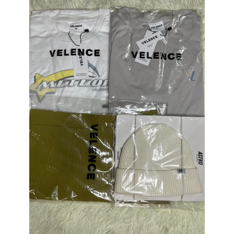 เสื้อ/กระโปรง/หมวกastrostuffs&velenceของแท้💯