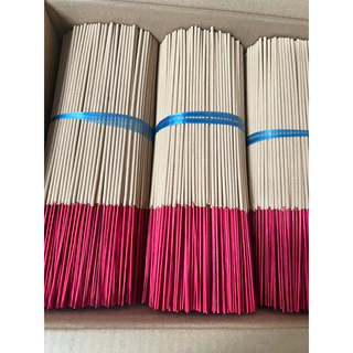 ธูปไหว้พระเกรดA(ผงธูปไม่ร้อนมือฉขนาด28 เซ็นติเมตร หนัก 10 กิโลกรัม(8200-8400ก้าน)