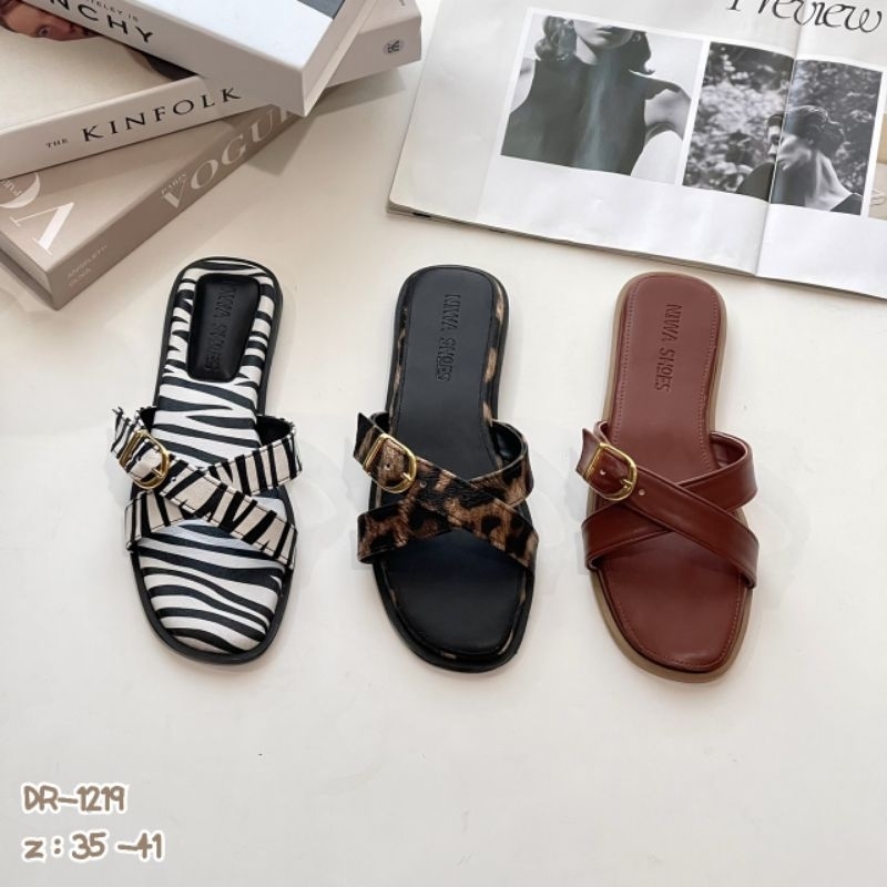 Niwa shoes รหัสสินค้า DR-1219 รองเท้าแตะ