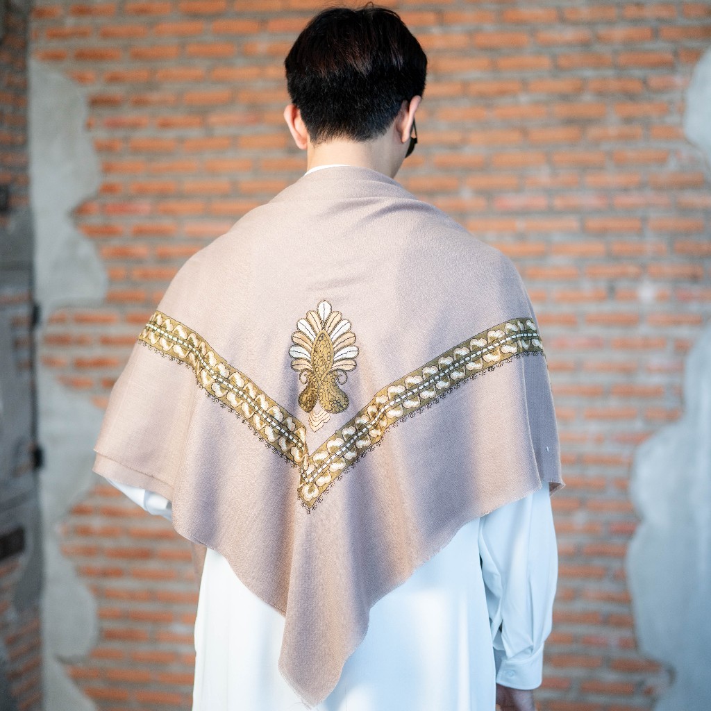 สะระบั่นหรือผ้ากิสมีรี่สำหรับผู้ชายอิสลาม ใช้สวมพันบนศรีษะ ใช้คลุมไหล่ก็ได้ (คละลวดลาย) แบบฉบับอาหรับดูไบSA76วาริสมุสลิม