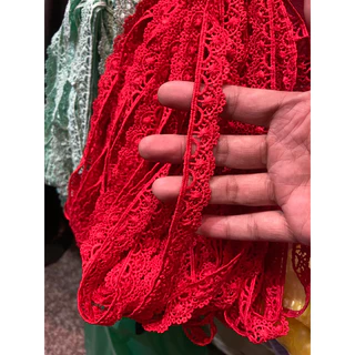 ลูกไม้เส้นแต่งลายใบพัดน่ารักๆ #สุดฮิต ขนาด1.5cm #วินเทจ #เมาดอกไม้ เส้นละ15หลา150฿ มีหลายสีเลือกดูได้ค่ะ