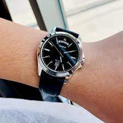 Casio Standard นาฬิกาข้อมือผู้ชาย สีดำ สายหนัง รุ่น MTP-1370L,MTP-1370L-1A,MTP-1370L-1AVDF - รูปที่ 2