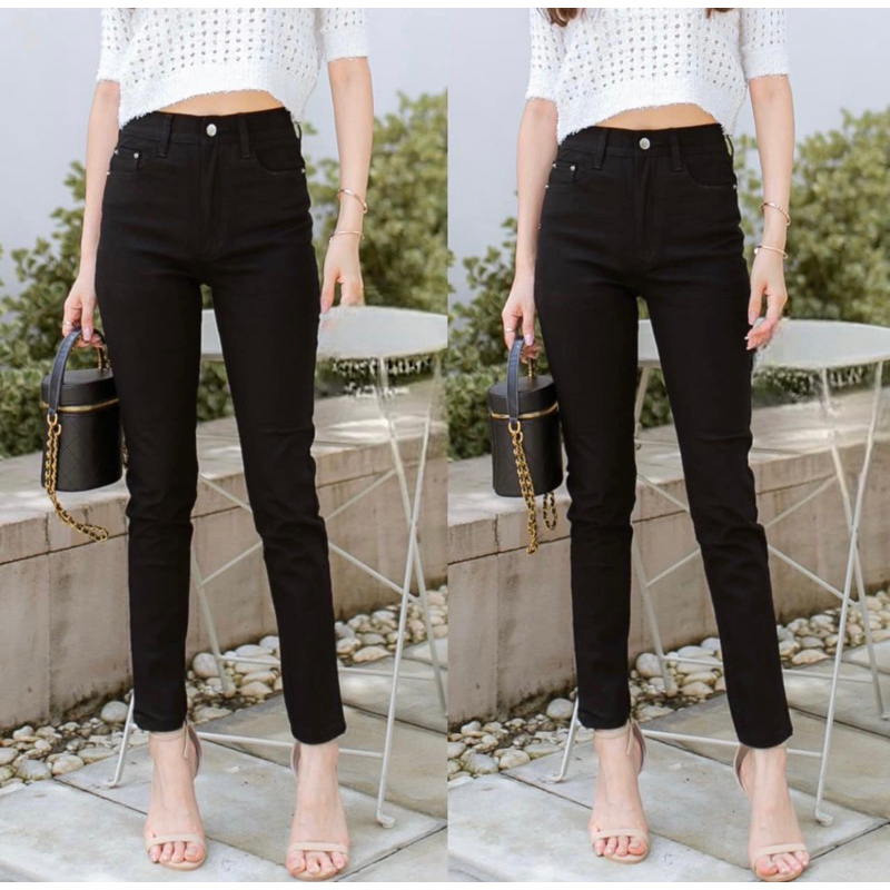 กางเกงยีนส์ทรงขาเดฟ สีดำสนิท ผ้ายืดใส่สบาย ใส่ทำงานหรือใส่เที่ยวได้