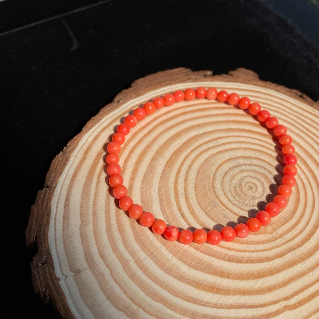 กำไลปะการังสีส้ม (Orange Coral from Italy) ขนาด 4-5mm