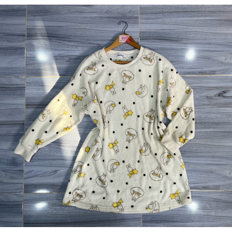 ส่งต่อ💕เสื้อ oversize /มินิเดรส ผ้าขนนุ่ม แต่งลายการ์ตูนต์ miffy ทรงฟรีไซส์ s-xl ใส่ได้ งานป้าย miff