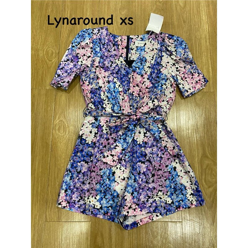 new Lynaround xs ลายดอก สวยมาก
