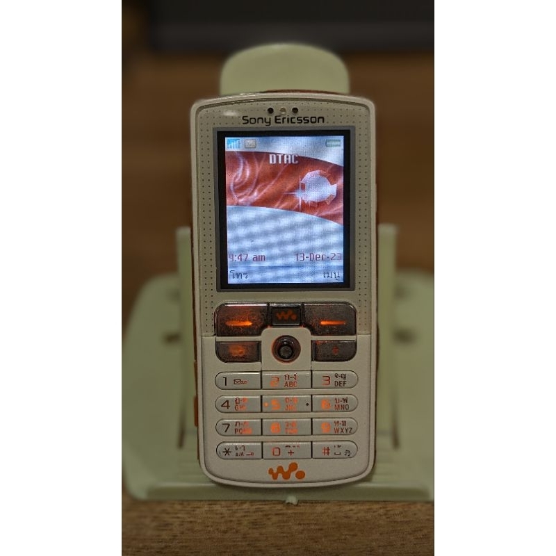 Sony Ericsson W800I อดีตเครื่องศูนย์ไทย