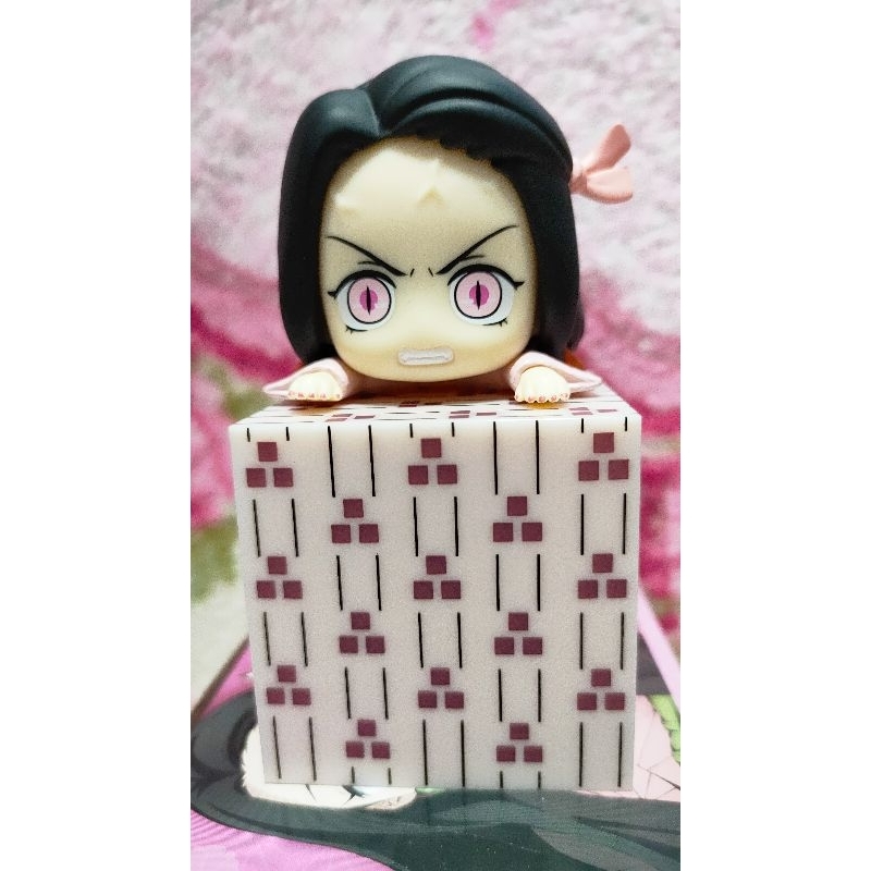 นิซูโกะ คามาโดะ โมเดลมือสองดาบพิฆาตอสูร nezuko kamado ของสะสมญี่ปุ่น