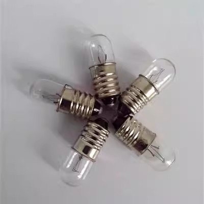 หลอดไฟ 18V 0.11A (110mA) ขั่วเกลียว E10 (9mm.) ทรงสูง ขั้วเขี้ยว 1 จุด หลอดไพลอตแลมป์ ใส้หลอดไพลอตแล