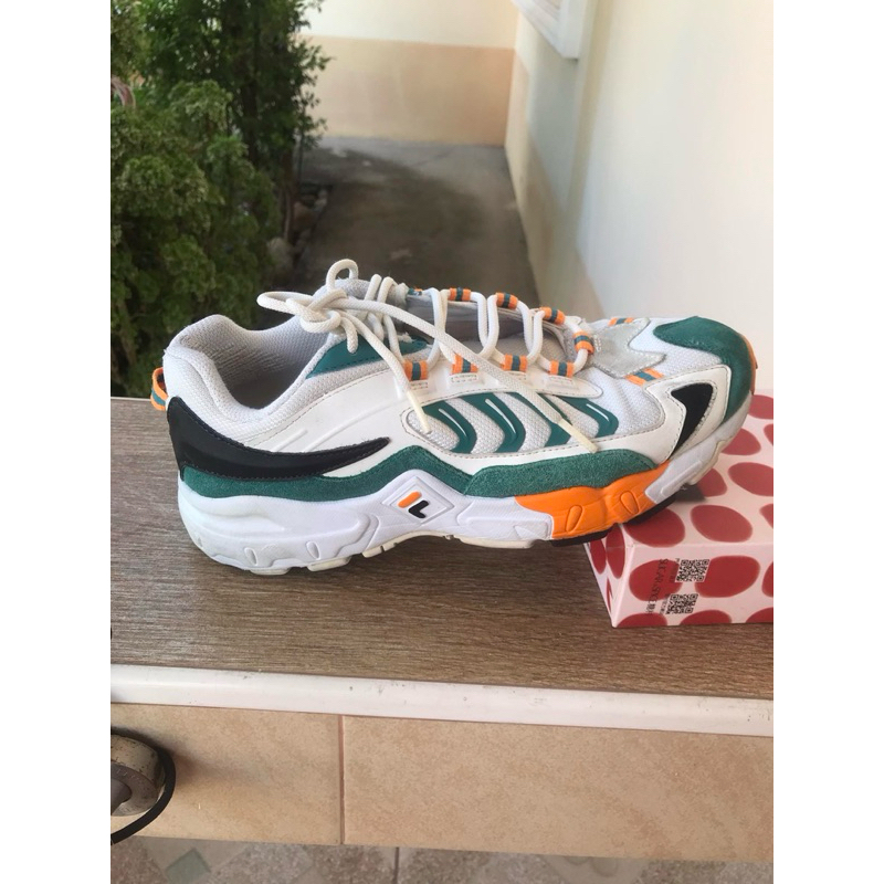 รองเท้าfilaมือสองของแท้