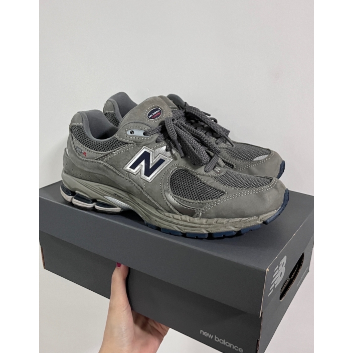 New Balance NB 2002 RA Grey  ของแท้ 100 %