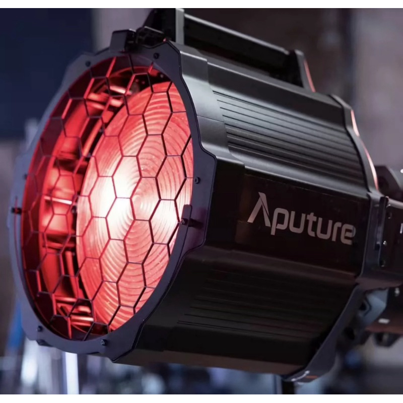 Aputure F14 Fresnel len for CS15/XT26