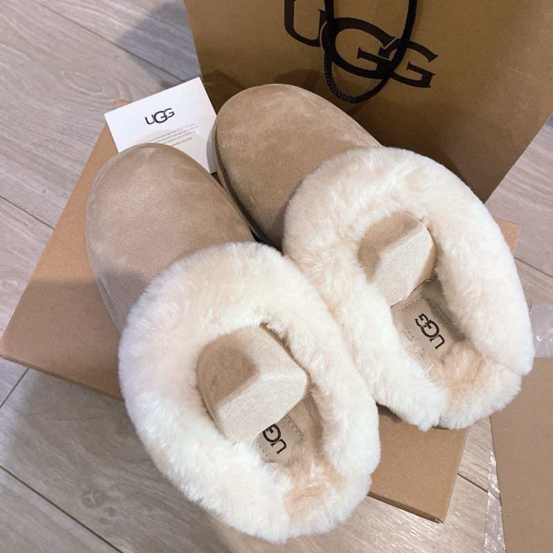 Used like new UGG shoes