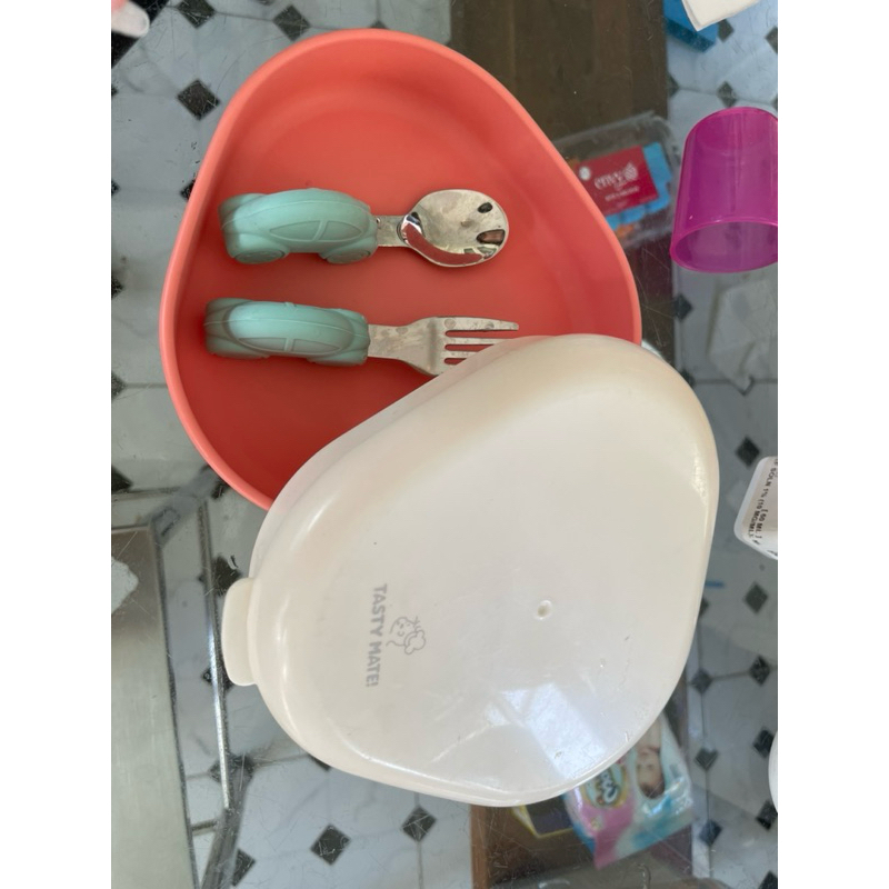 จานดูดและเซ็ทช้อน tasty mateแท้ ซื้อกับแบรนด์โดยตรง