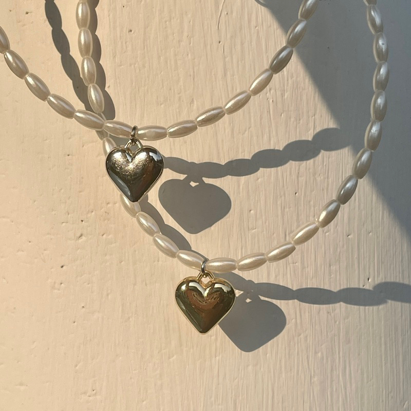 Piing me Necklace | สร้อยคอลูกปัดไข่มุกทรวงรวงข้าวพร้อมจี้หัวใจ✨🩵