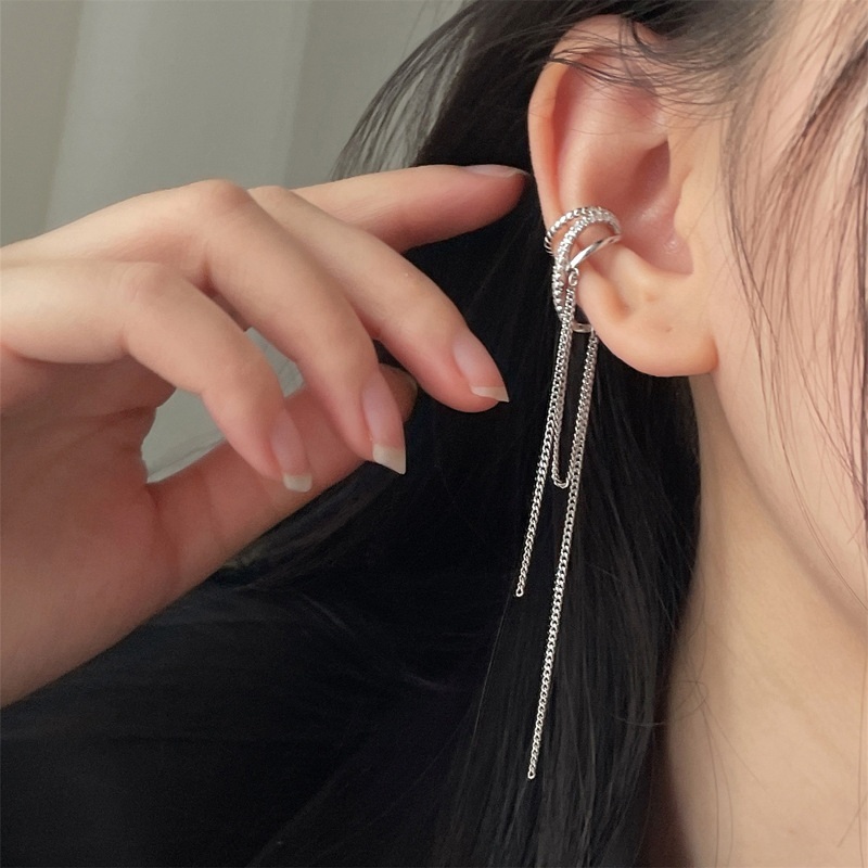 𝐄𝐚𝐫 𝐜𝐮𝐟𝐟 • เอียคัพเงินแท้ 3เลเยอร์ มีระย้า หูขวา • E302