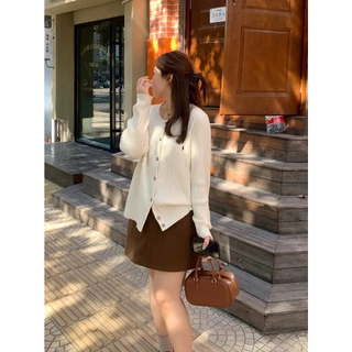 CiCi Plus+(M1528)เสื้อคลุมคาร์ดิเเกน ผ้าไหมพรม กระดุมหน้าใช้งานได้จริง ใส่สบายไม่ร้อน เหมาะสำหรับสาวพลัสไซส์