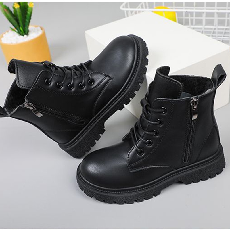 🍓รองเท้าบู๊ทสั้นใหม่สำหรับเด็ก รองเท้าบู๊ทมาร์ตินแฟชั่นสไตล์อังกฤษกันลื่น รองเท้าบูทหนังสำหรับเด็ก 27-35！！！ - รูปที่ 2