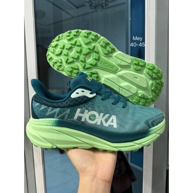 รองเท้าแตะรัดส้น Hokaใส่ผู้ชาย40--45 สินค้าพร้อมกล่อง  มีสินค้าพร้อมส่ง