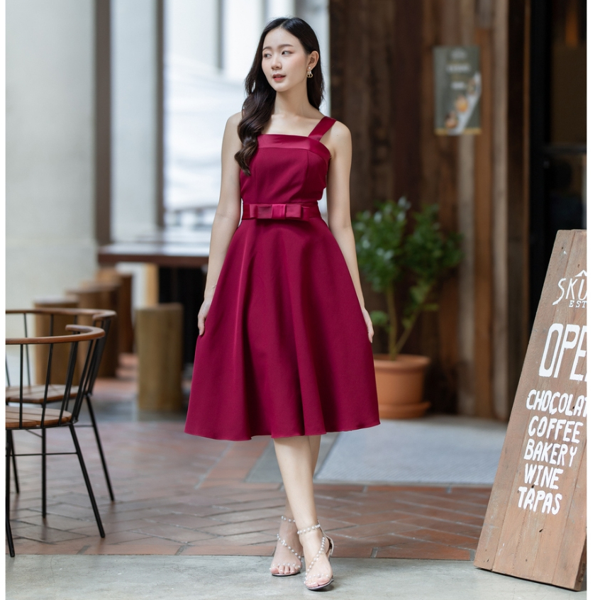 HER Collection - Pearl Dress ชุดงานแต่ง ชุดออกงาน ชุดราตรี  ชุดเดรส เดรสออกงาน