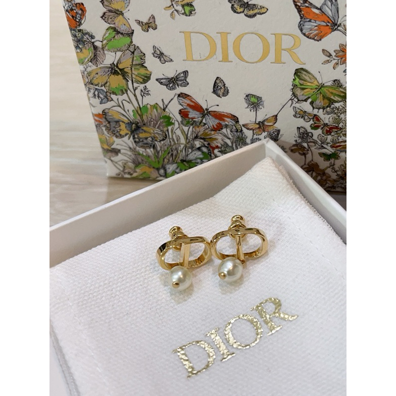 ต่างหูDiorแท้100%สินค้าใหม่