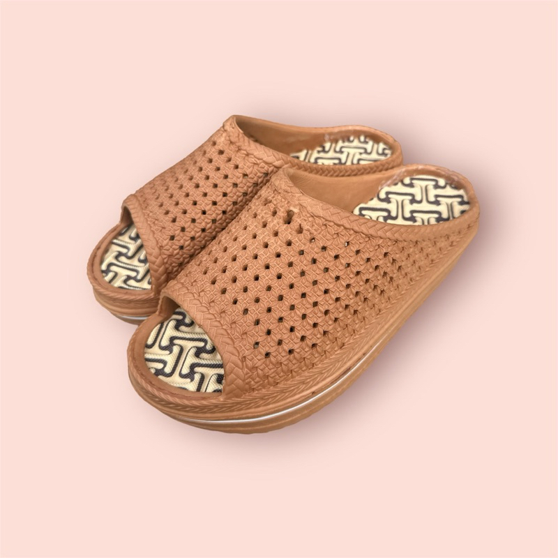 พร้อมส่ง!! รองเท้าแฟชั่นส้นสูง เพื่อสุขภาพ#01 - รูปที่ 3