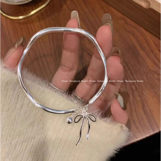 COD-ในไทย💖สร้อยข้อมือ สีพื้นประดับโบว์ ปรับขนาดได้เปิด น่ารักหวาน ไม่ทําให้แพ้ง่าย สไตล์เกาหลีเรียบง่าย สำหรับผู้หญิง-Kr