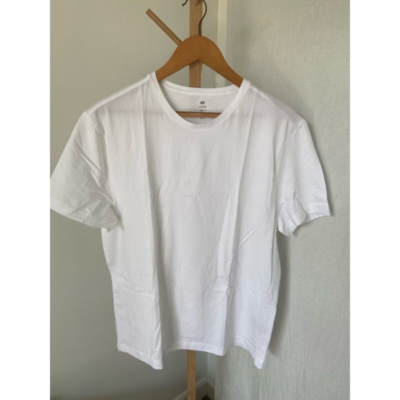 hแอนด์m size L รุ่นslim fit ผ้ารุ่นนี้เนื้อนิ่ม ผ้าเด้งคะ
