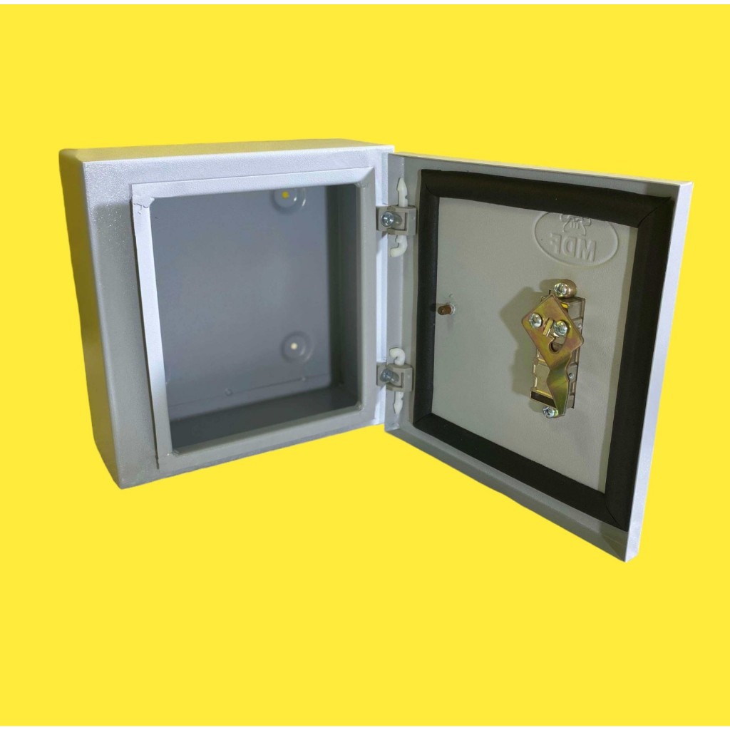 ตู้สวิชบอร์ด พักสายโทรศัพท์เป็นตู้เหล็ก wall-mount cabinet ขนาด 20X20X10 CM. ขนาดกระทัดรัด เหมาะกับใช้งานในพื้นที่จำกัด
