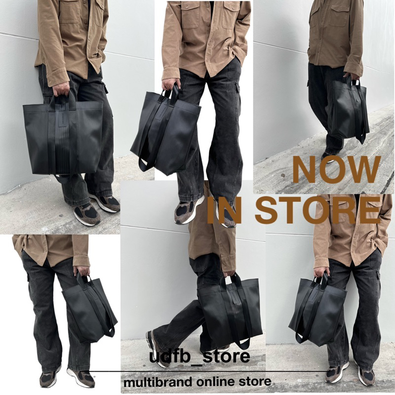 under dog fight back tote bag