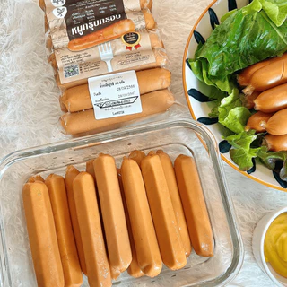 🥖ไส้กรอกหมูกรุบกรอบ 🥖หนังกรอบนอก เนื้อนุ่มใน ❌สารกันบูด ❌ไนไตร์ท ❌ไนเตรท เป็น Breakfast ชั้นเลิศ ขนาด 500 กรัม 20 ชิ้น