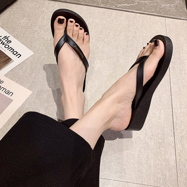 ⚡สินค้าเฉพาะจุด⚡รองเท้าแตะ Flip-Flop สำหรับผู้หญิง กันน้ำและกันลื่น เบาและสบาย