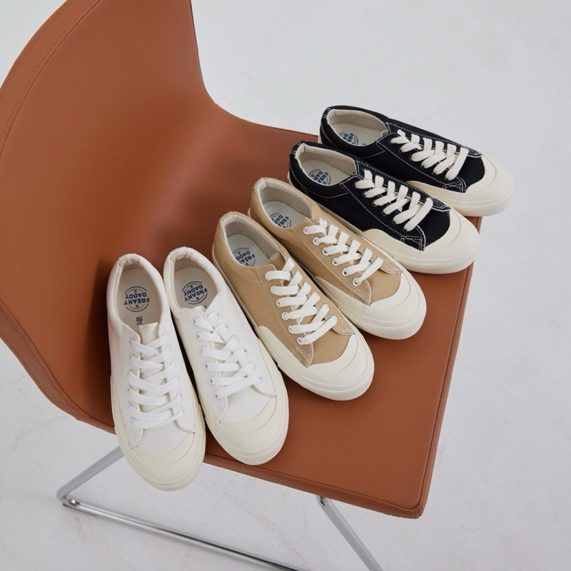 Freaky Daddy รองเท้าผ้าใบ Daddy Ben ขาว,ดำ,Milk tea (ไซซ์ไม่เหมือนรุ่นอื่น)