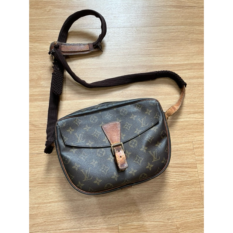 Used  LV jeune vintage Crossbody Gm