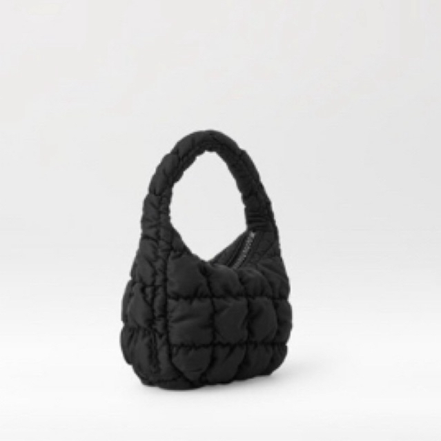 #New COS micro bags Thailand ! สีดำ minimal สุดๆ  สวยมาก มีแค่ 3 ใบเท่านั้น!!