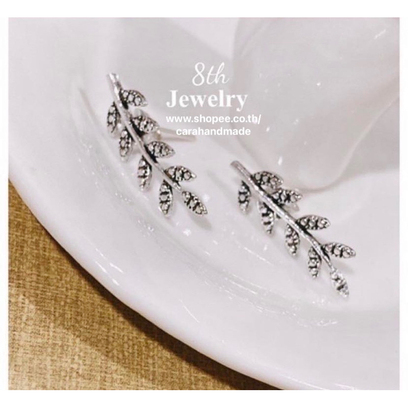 ต่างหูงานเงินแท้💓💓ใบมะกอก ความหมายดี💓💓 ตัวเรือนเป็นงานเงินแท้ ทำขึ้นมาทีละชิ้น เป็นสินค้างานฝีมือ 92