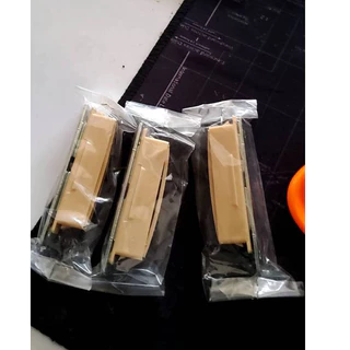 แม่เหล็กพร้อมจานรับ สำหรับฉากกั้นห้อง อุปกรณ์/อะไหล่ฉากกั้นห้องกั้นแอร์ PVC (มีแต่สีครีม)