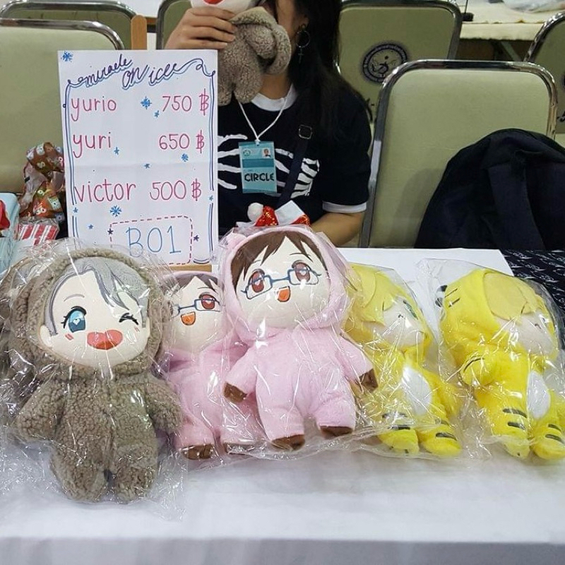 ตุ๊กตา20ซม yuri on ice (YOI) ยูริ วิคเตอร์ ยูริโอะ
