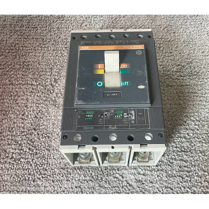 ขาย เมน เบรกเกอร์ Main Breaker ABB Sace Tmax PR221DS T5N 630 สามเฟส 3P 630A แอมป์ มือสอง สภาพดีมากๆ 
